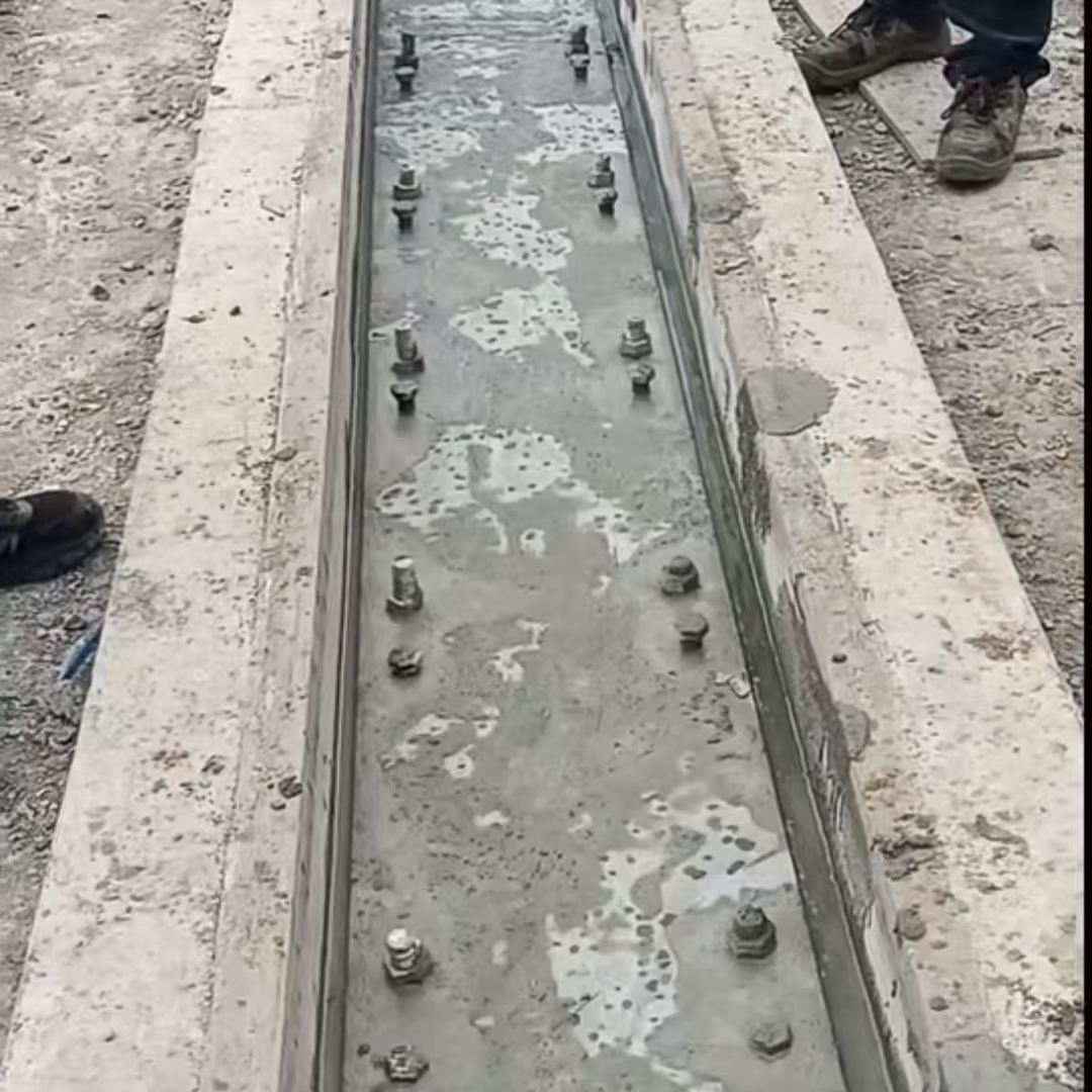 红星港口码头起重机龙门吊重型机械设备稳固用早强快凝轨道胶泥